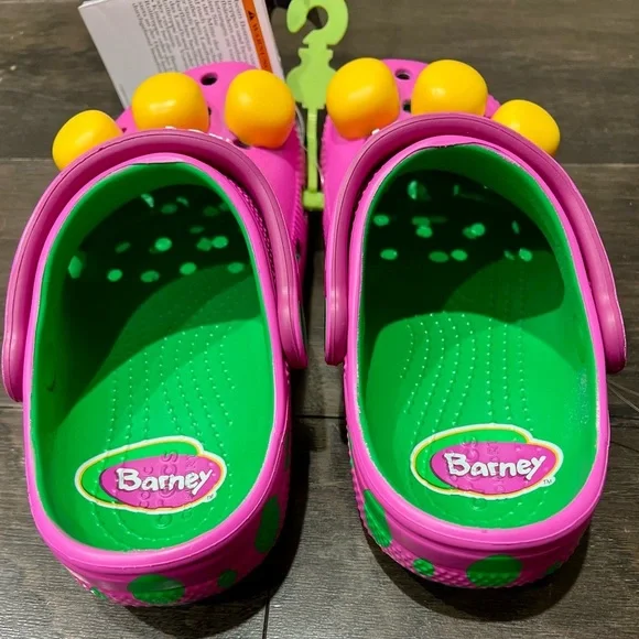 New CROCS c11 Barney “I Love You, You Love Me” Limited Edition Classic Clogs - Picture 2 of 8